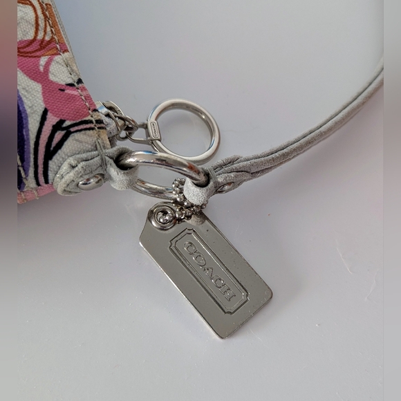 Coach Poppy Mini Bag, Wristlet - Picture 7 of 8